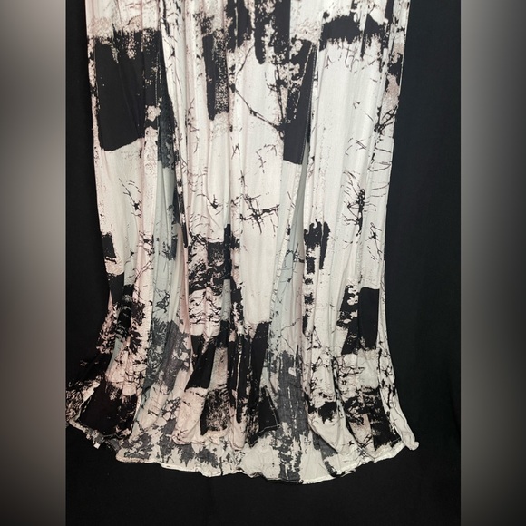 Black and white fashion nova maxi dress - Picture 5 of 10